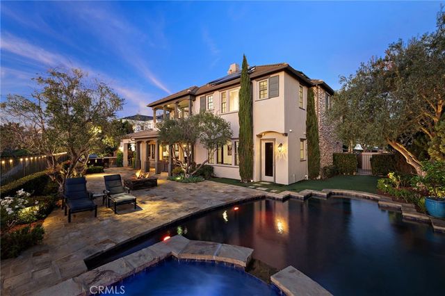 2 Galaxy Isle, Ladera Ranch, CA 92694