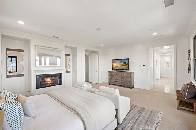 2 Galaxy Isle, Ladera Ranch, CA 92694