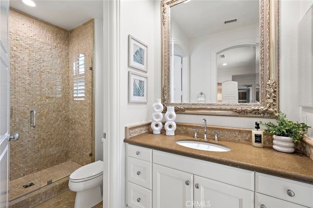 2 Galaxy Isle, Ladera Ranch, CA 92694
