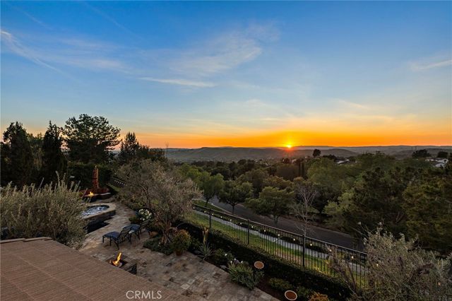 2 Galaxy Isle, Ladera Ranch, CA 92694