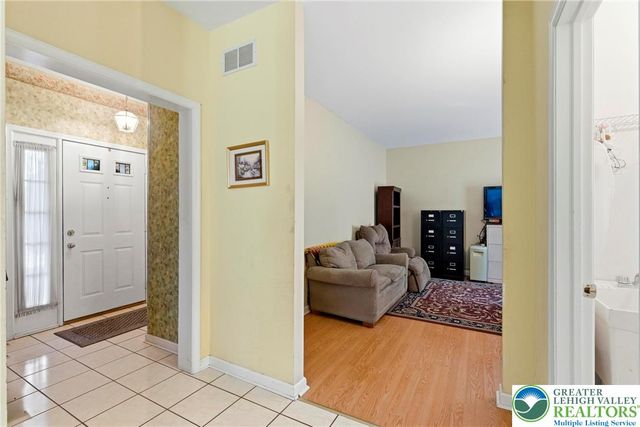 4435 Christine Court, Hanover Twp, PA 18017