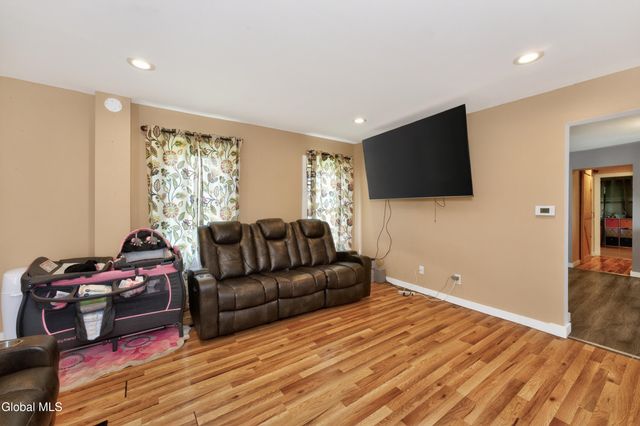 25 Depot Street, Greenwich, NY 12834