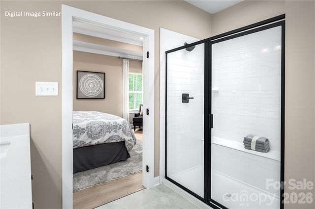913 Heathway Drive, Charlotte, NC 28213