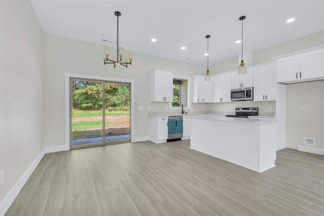 569 Bill Lattimore Road, Chesnee, SC 29323