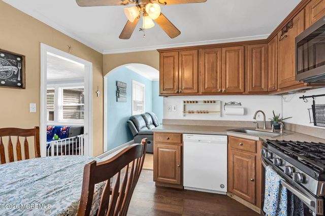 318 Texas Drive, Brick, NJ 08723