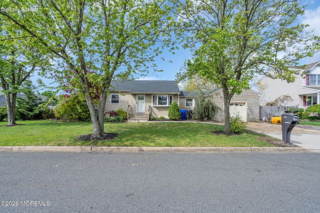 318 Texas Drive, Brick, NJ 08723