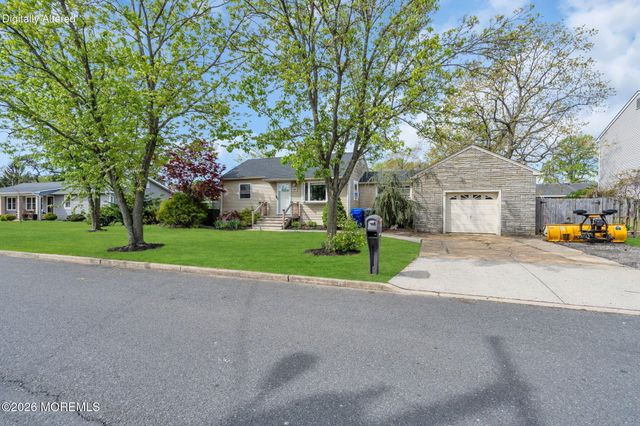 318 Texas Drive, Brick, NJ 08723