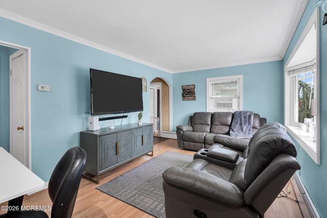 318 Texas Drive, Brick, NJ 08723