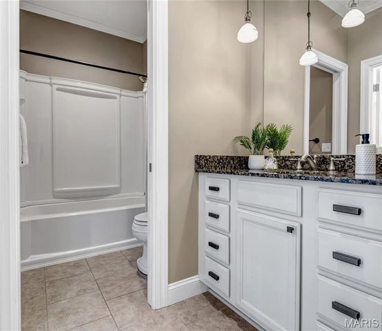 4218 W Pine Boulevard 4, St Louis, MO 63108