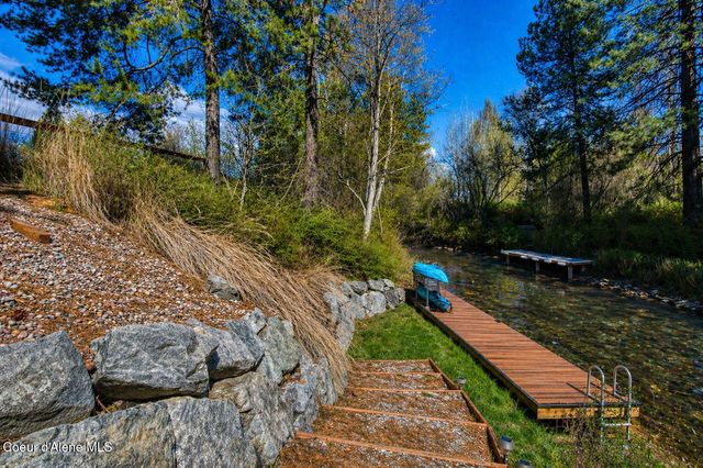 453 Birch Haven Dr, Sagle, ID 83860