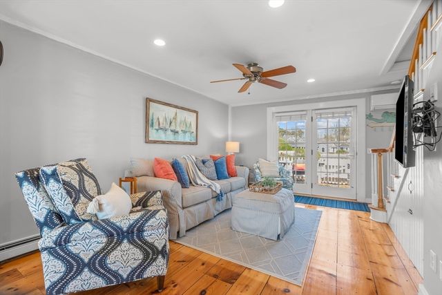 4 Race Point Rd 4, Mashpee, MA 02649
