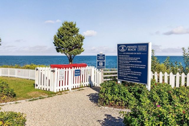 4 Race Point Rd 4, Mashpee, MA 02649