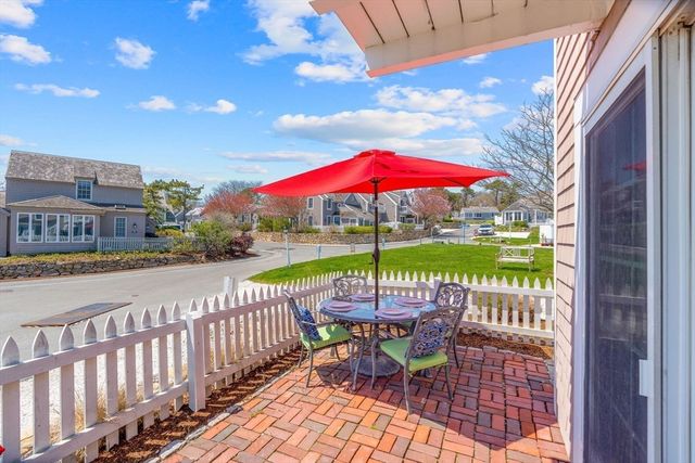 4 Race Point Rd 4, Mashpee, MA 02649