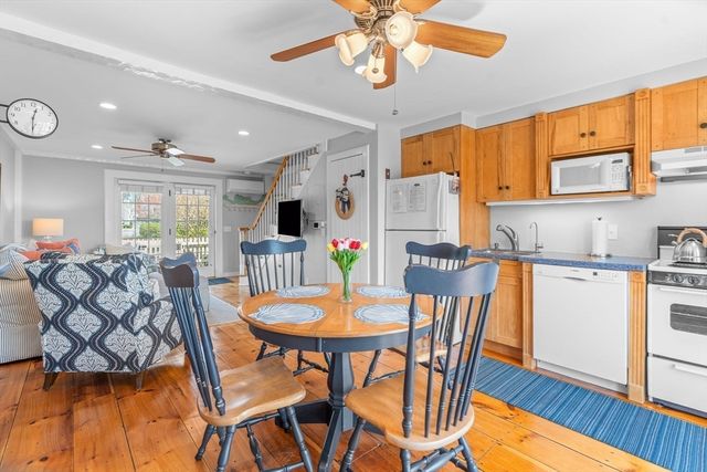 4 Race Point Rd 4, Mashpee, MA 02649