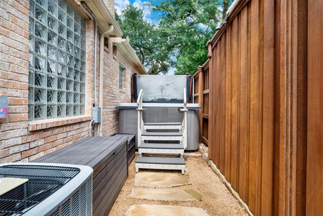 5972 GLENDOWER Lane, Plano, TX 75093