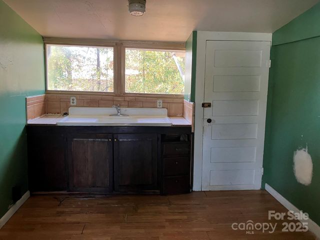 1668 Oakland Road, Forest City, NC 28043