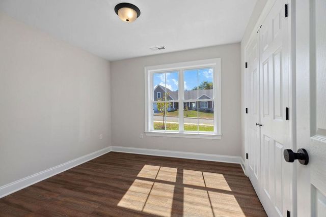 155 LANGLEY DR, Waynesboro, VA 22980