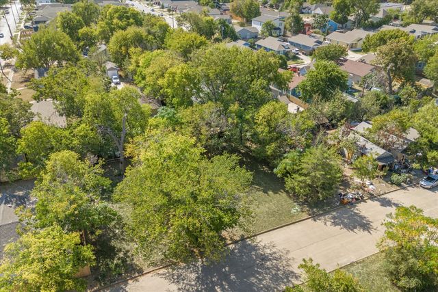 962 E Oleander Street, Fort Worth, TX 76104