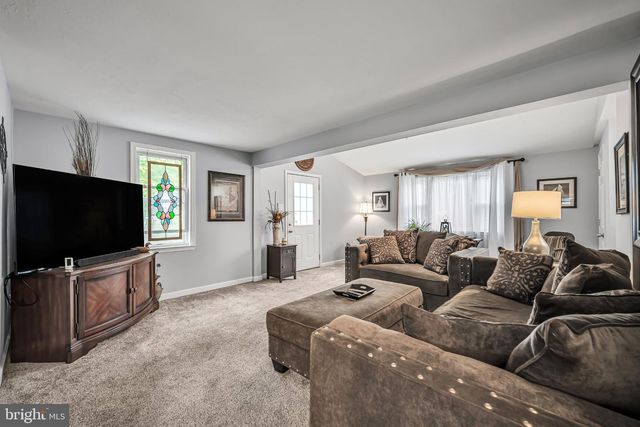 2268 BRISTOL RD, Warrington, PA 18976