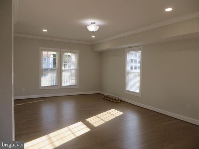 3010 STEVEN MARTIN DR, Fairfax, VA 22031