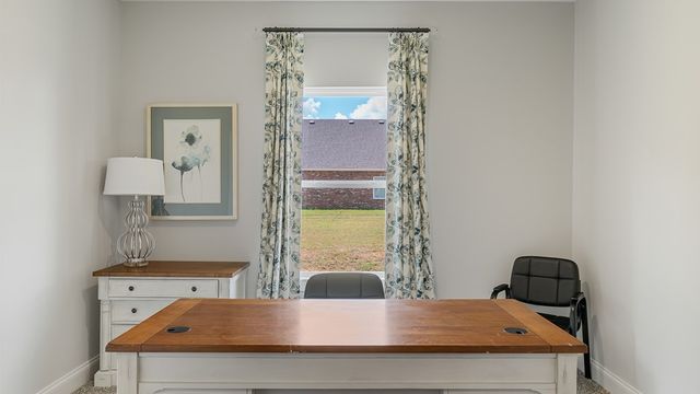 101 Creekridge Street, Headland, AL 36345