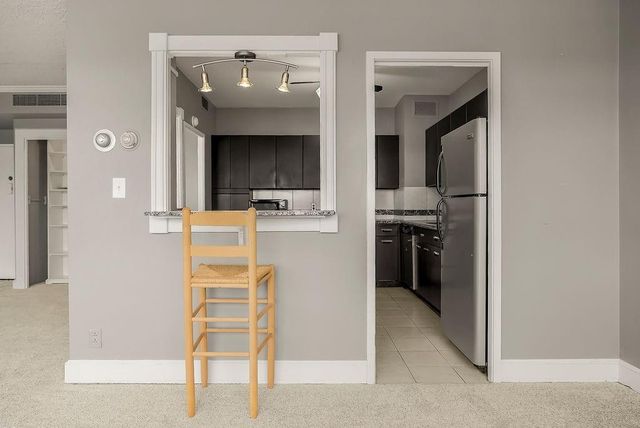 333 W Meyer Boulevard 615, Kansas City, MO 64113