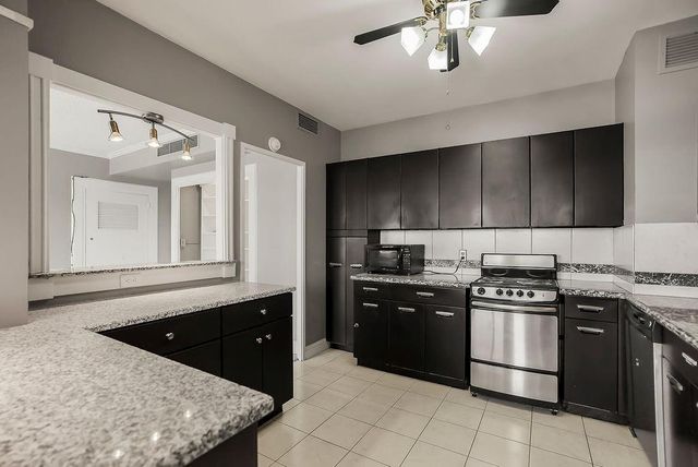 333 W Meyer Boulevard 615, Kansas City, MO 64113