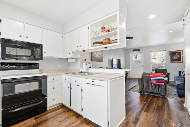 9368 W Ontario Drive, Littleton, CO 80128