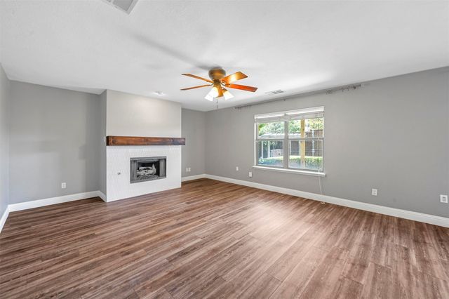 1516 Sequoia Grove Lane, Lewisville, TX 75067