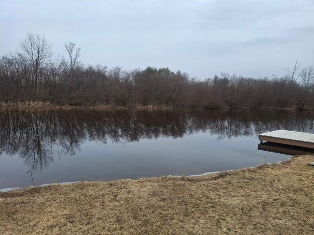 121 Haddix Boulevard, Barryton, MI 49305