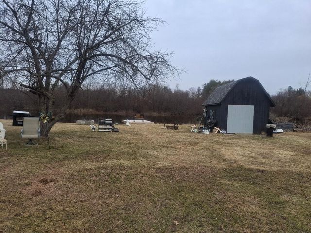 121 Haddix Boulevard, Barryton, MI 49305