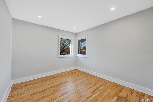 64 Hedgerow Lane, Jericho, NY 11753