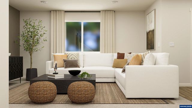 674 Merriott Ln, Woodburn, OR 97071