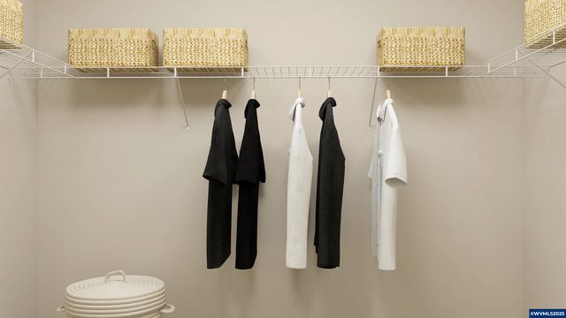 674 Merriott Ln, Woodburn, OR 97071