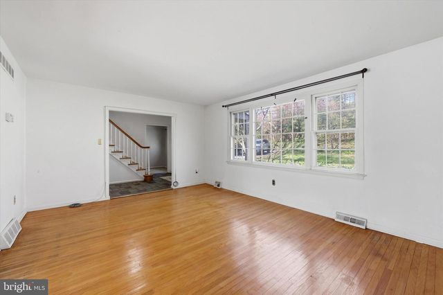 152 FOX RD, Media, PA 19063