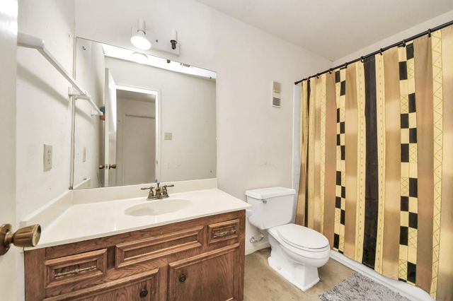 7728 Challie Lane, Houston, TX 77088