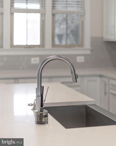 3754 MAYORS WAY, Fairfax, VA 22030