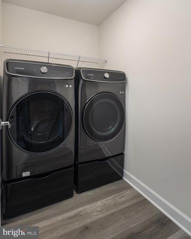 3754 MAYORS WAY, Fairfax, VA 22030