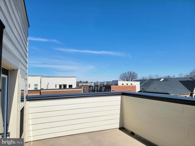 3754 MAYORS WAY, Fairfax, VA 22030