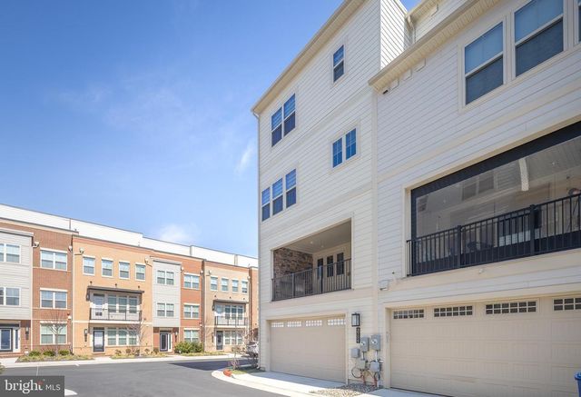 3754 MAYORS WAY, Fairfax, VA 22030