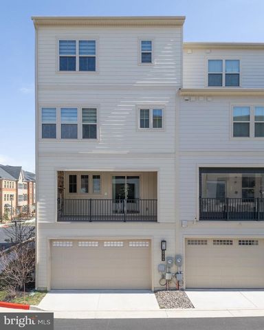 3754 MAYORS WAY, Fairfax, VA 22030