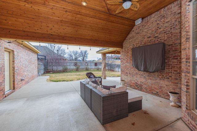 6417 BASSWOOD Lane, Amarillo, TX 79124