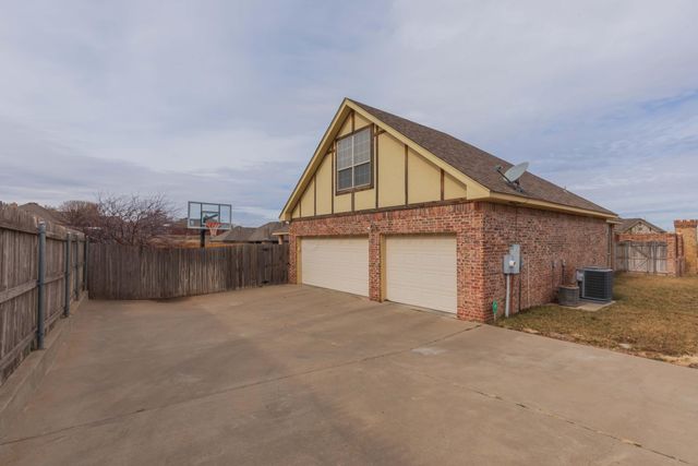 6417 BASSWOOD Lane, Amarillo, TX 79124