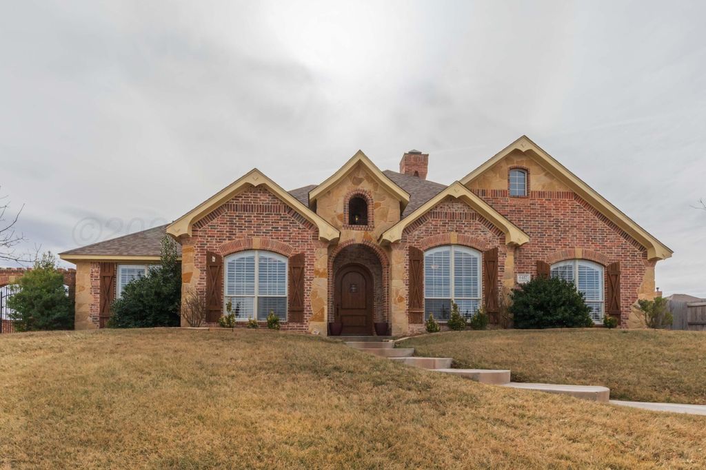 6417 BASSWOOD Lane, Amarillo, TX 79124
