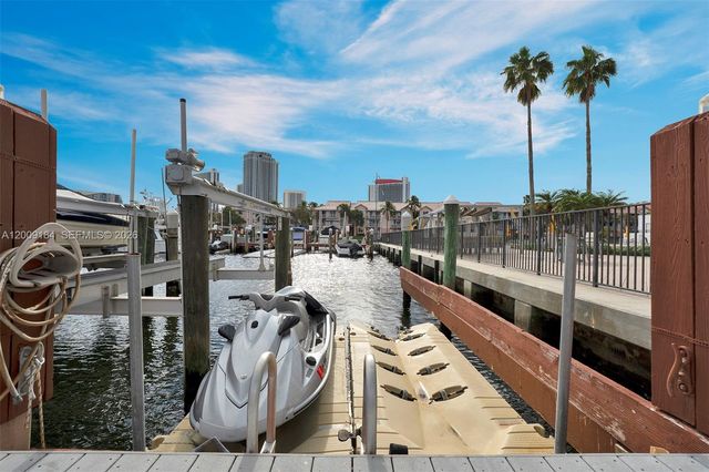 300 Three Islands Blvd 305, Hallandale Beach, FL 33009