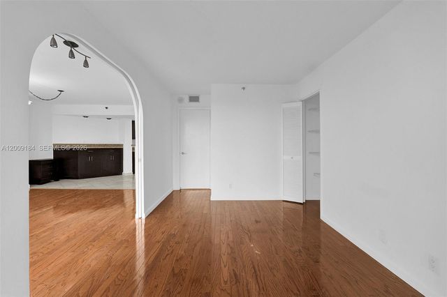 300 Three Islands Blvd 305, Hallandale Beach, FL 33009