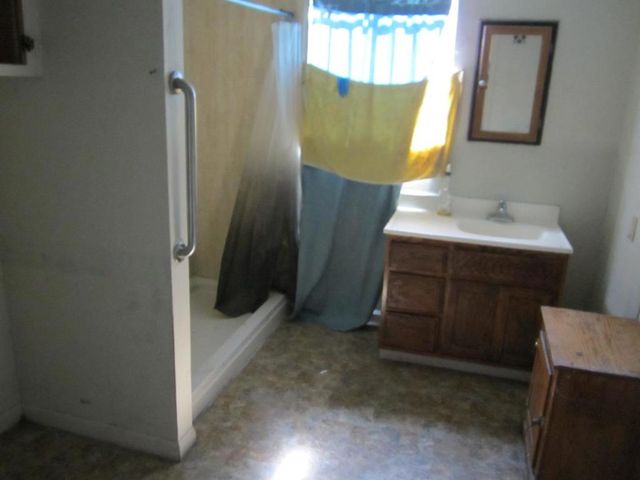 1647 N Gilchrist Avenue, Stockton, CA 95205