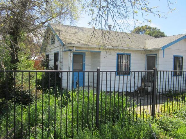 1647 N Gilchrist Avenue, Stockton, CA 95205