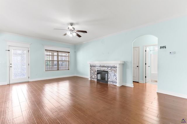 112 Legacy Ct, Warner Robins, GA 31088