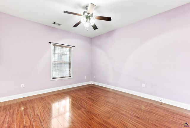 112 Legacy Ct, Warner Robins, GA 31088